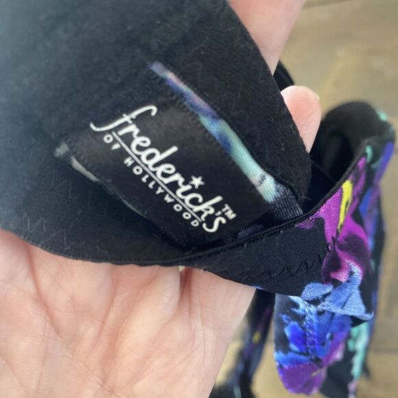 Frederick's of Hollywood Floral Bra 34D Full Support Wired Cupped‎ Lace - Picture 6 of 7